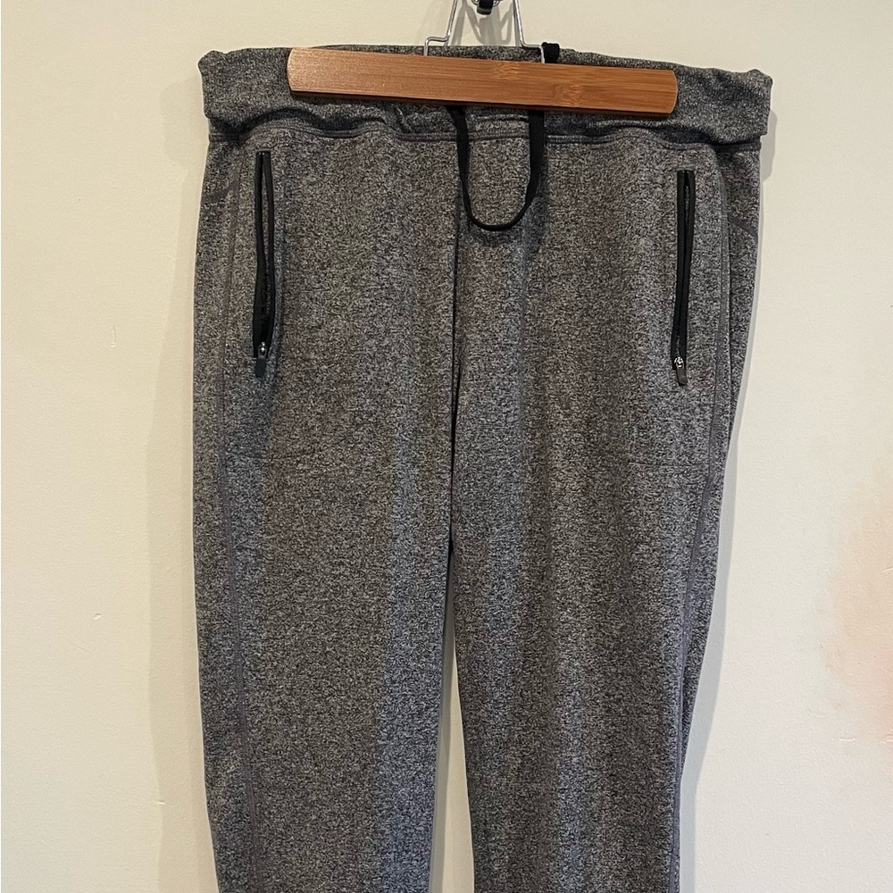 Zella Joggers/Sweatpants